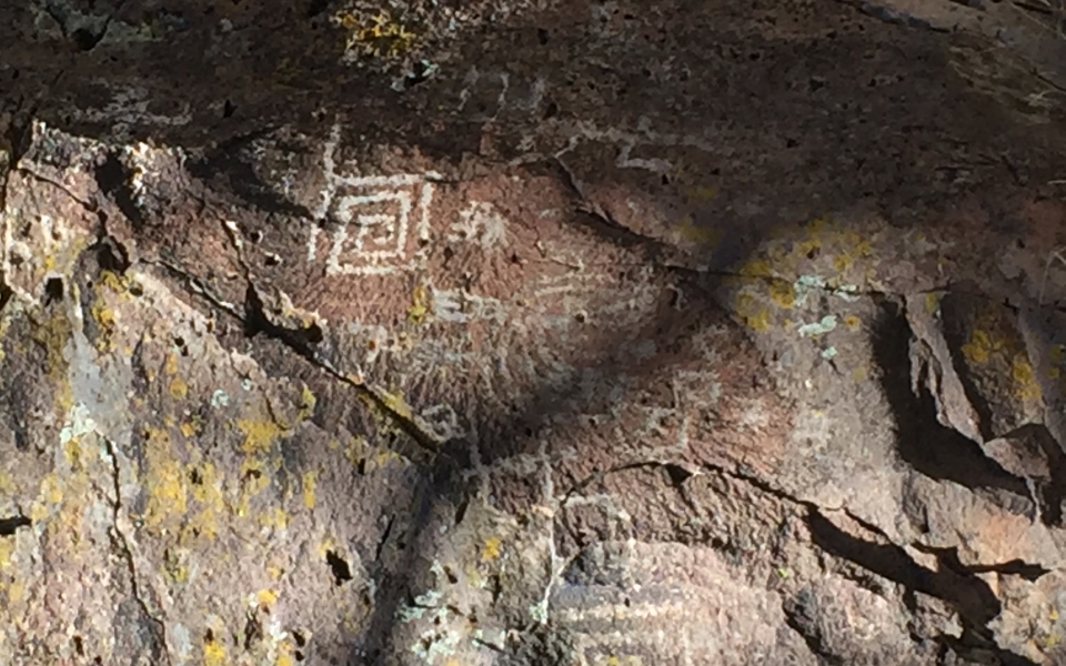 Petroglyps near Meadows Edge Cabins in Alpine, Arizona